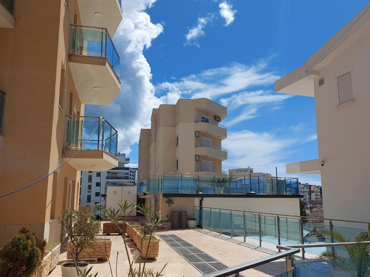 Apartments Dobra Voda Exterior foto