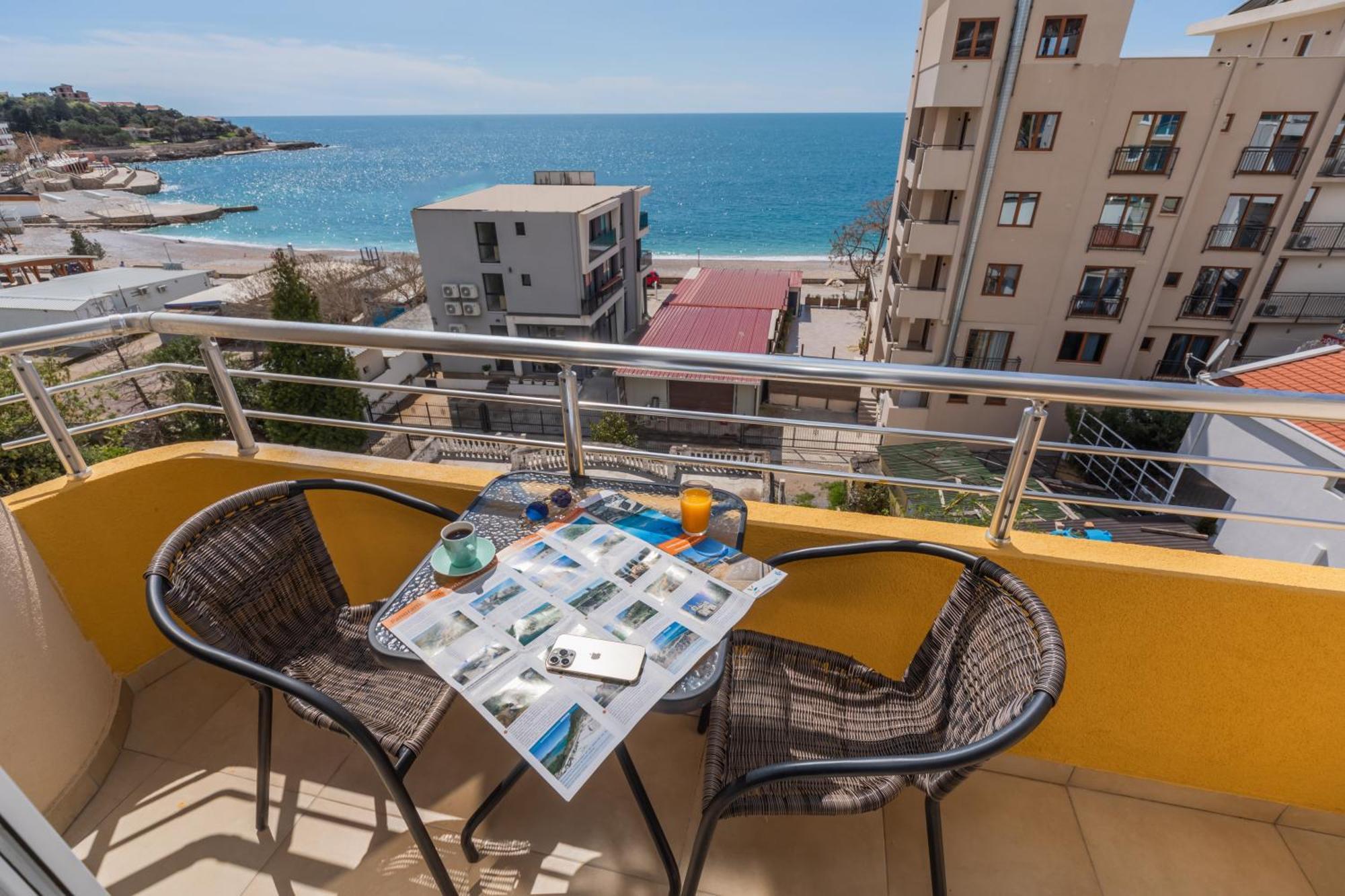 Apartments Dobra Voda Habitación foto