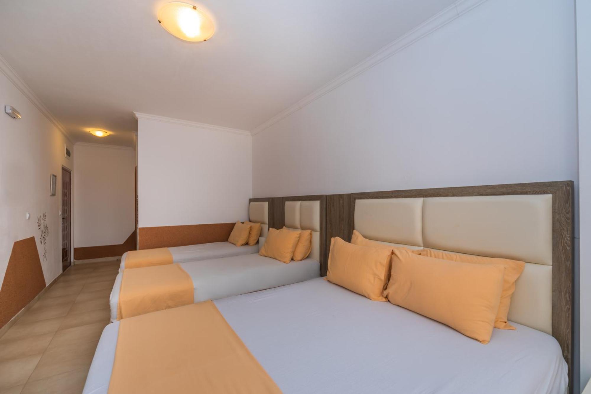 Apartments Dobra Voda Habitación foto