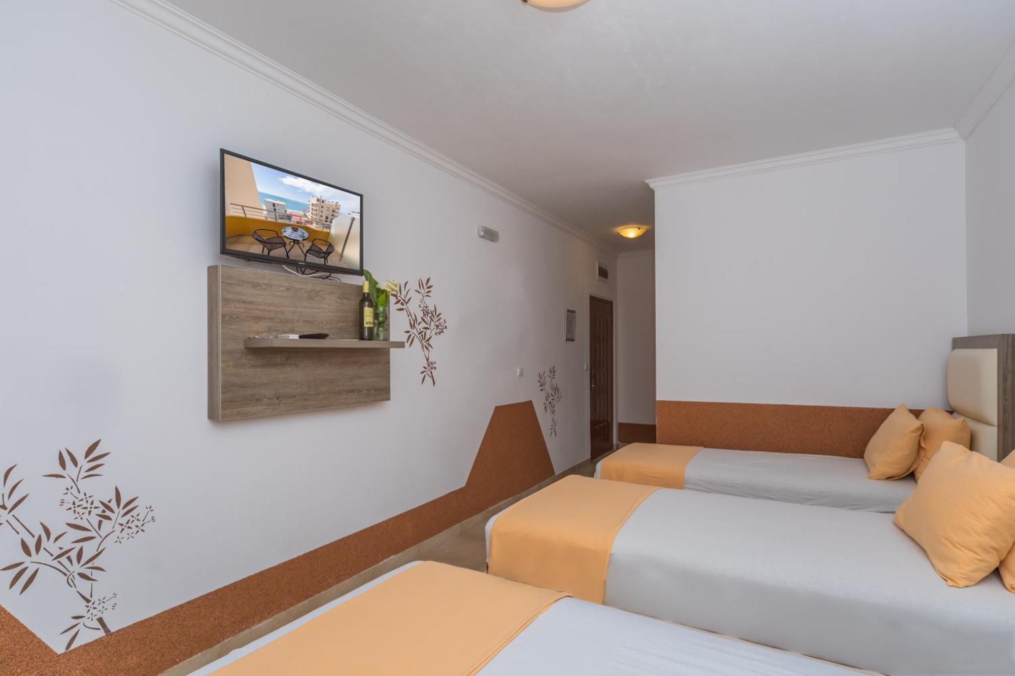 Apartments Dobra Voda Habitación foto